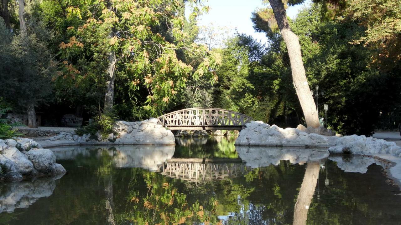 The Little In Plaka Apartament *